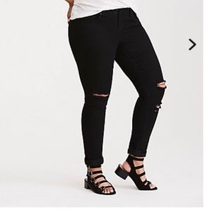 Brand New torrid distress jeans